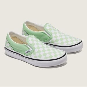 NWT Sz 2 Little Kids Classic Slip-on Color Theory Checkerboard Shoe Pistachio